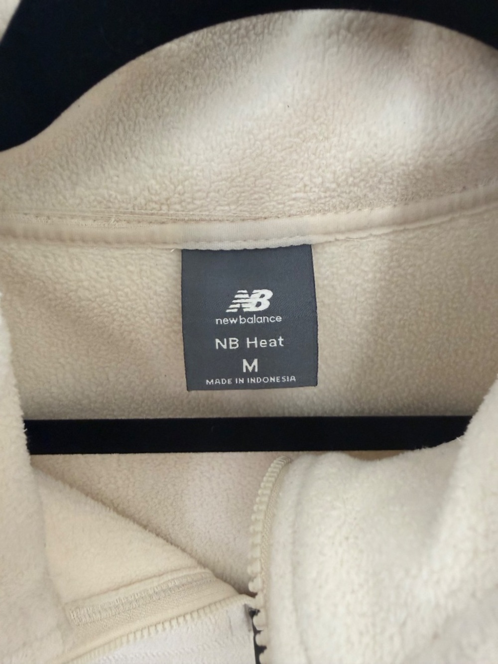 New Balance Fleece - Picture 2 of 2